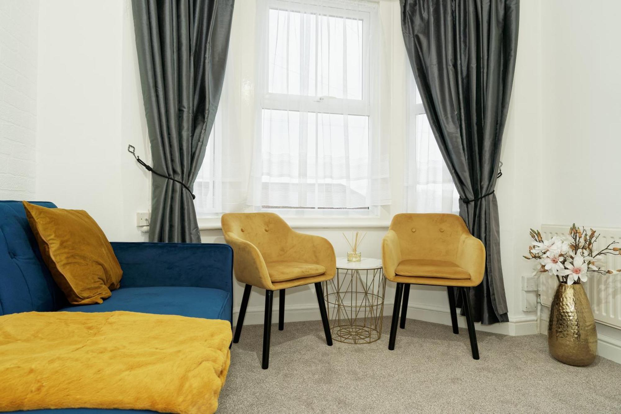 Lovely Luxury 3 Bed House Apartment Chatham  Exterior photo