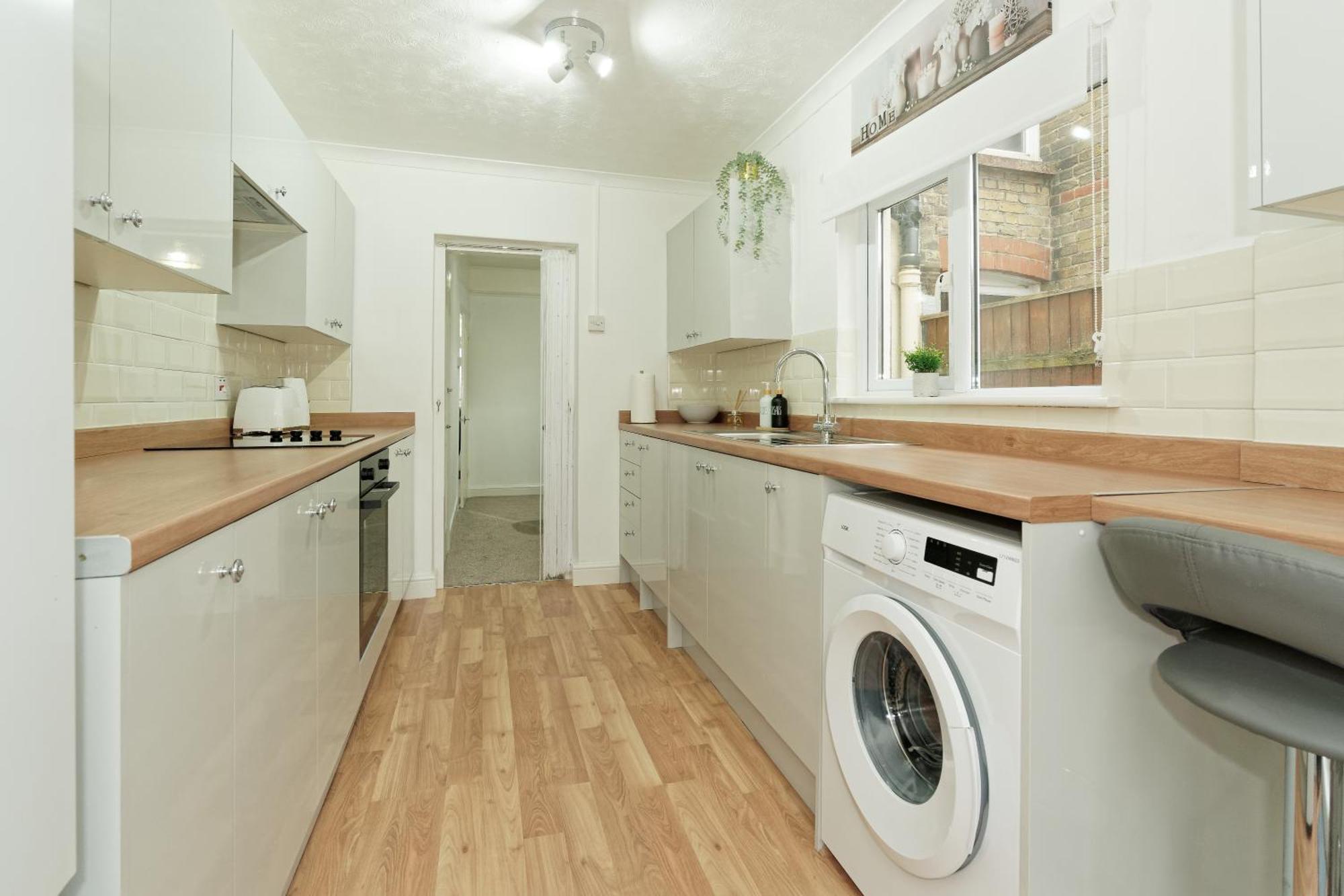 Lovely Luxury 3 Bed House Apartment Chatham  Exterior photo